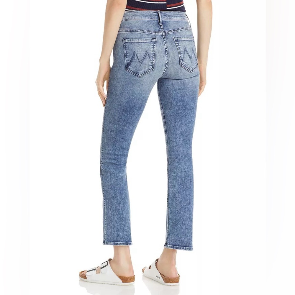 MOTHER The Pixie Insider Ankle Button Fly Jeans in Group Bathing in Size 29